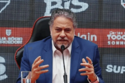 Crise no São Paulo: conselheiros entram com pedido de impeachment contra presidente do clube