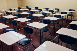 Crimes em escolas terão penas mais duras com nova lei sancionada 