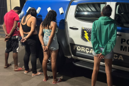 Duas mulheres são presas com mais de 130 porções de crack durante ação da PM na Vila Amália, em Rio Verde