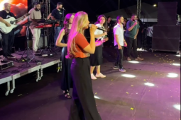 Fé e emoção marcam celebração pelos 178 anos de Rio Verde com missa e shows religiosos
