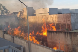 GCM age rápido e prende autor de incêndio criminoso na Vila Moreira Ataídes