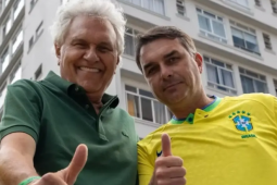 Caiado acerta apoio a Flávio Bolsonaro e anúncio será feito nesta terça (6) em Goiânia