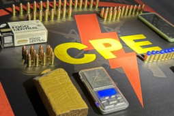 Homem é preso por tráfico de drogas e posse ilegal de munições no Dom Miguel, em Rio Verde