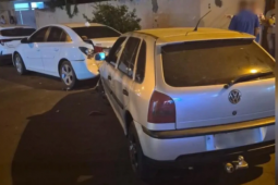 Idoso é preso após bater em carro estacionado e ser flagrado embriagado em Jataí