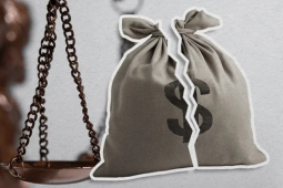 Juiz reclama de salário de R$ 120 mil durante sessão no PR; 