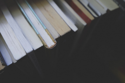 MP recomenda fim de venda casada de material didático em escolas particulares de Rio Verde