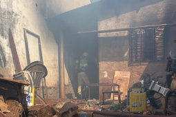 Morador acorda sufocado por fumaça durante incêndio em residência de Rio Verde