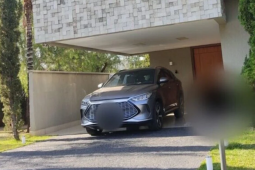 Operação flagra fraudes de IPVA com donos de carros elétricos e híbridos em Goiás