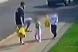 Pai confessa ter chutado filha de 3 anos e diz que agressão foi motivada pelo choro da criança