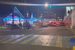 Pedestre sofre fratura exposta após atropelamento em cruzamento do Centro de Rio Verde