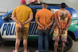 Mulher é vítima de tentativa de estupro coletivo em alojamento em Porteirão; trio foi preso