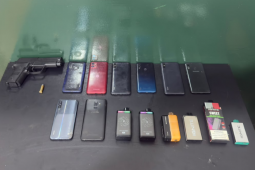 Polícia apreende simulacro de pistola, munição, celulares e vapes em comércio no Bairro Popular, em Rio Verde