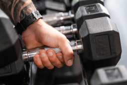 Polícia Civil e Procon flagra personal trainer atuando com registro falso em academia de Rio Verde