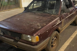 Polícia Militar localiza e recupera carro furtado em área de mata em Rio Verde