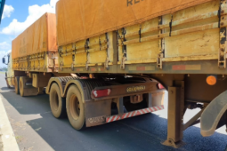 Polícia recupera caminhão com 44 toneladas de soja furtado em Jataí