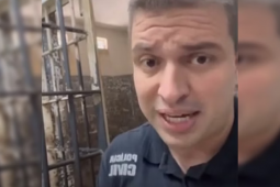 Delegado de Goiás grava vídeo em cela para alertar crianças sobre o crime: Aqui é a cheirosinha