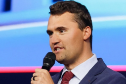 Câmara de Goiânia aprova criação de comenda em homenagem a Charlie Kirk; saiba quem foi o polêmico influenciador