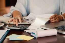 Procon realiza feirão com descontos especiais para renegociação de dívidas em Rio Verde