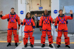 Nasa levará 1ª mulher e 1º homem negro à órbita da Lua em missão histórica