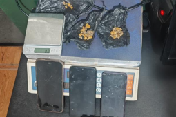 PM prende dois suspeitos por tráfico em 