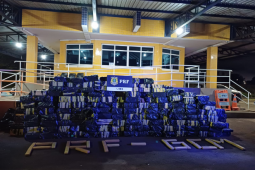 Maior apreensão de drogas da história de Rio Verde: PRF e GCM interceptam 7,5 toneladas de maconha na BR-060
