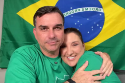 Flávio Bolsonaro apresenta proposta que promete celular e internet sem custo para mulheres
