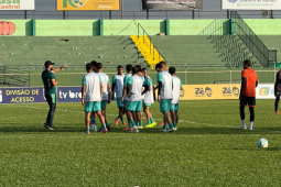 Luan Carlos faz primeira avaliação do elenco e diz estar muito confiante no acesso do Rio Verde  