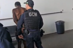 Grávida de quatro meses é derrubada e leva pisões na barriga; homem é preso pela GCM