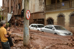 Sobe para 49 o número de mortos e 18 desaparecidos após temporais em MG