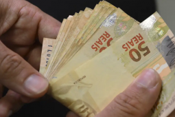 Seguro-desemprego tem reajuste e valor máximo sobe para R$ 2,5 mil