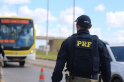 Mais fiscalização no Carnaval: PRF mira álcool, velocidade e ultrapassagens perigosas