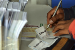 Seis apostas de Goiás acertam a quina da Mega-Sena e faturam mais de R$ 33 mil