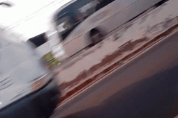 Colisão entre caminhão e carro deixa motorista ferido e trânsito intenso na BR-060, em Rio Verde