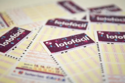 Bolão de Hidrolândia acerta 15 dezenas na Lotofácil e fatura quase R$ 1,5 milhão