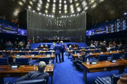 Tamanho de bancada não garante hegemonia no Congresso, analisa colunista