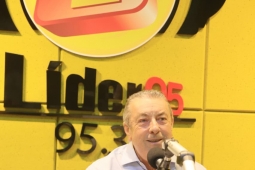 Zé Mário alerta que ataques internos na base favorecem adversários