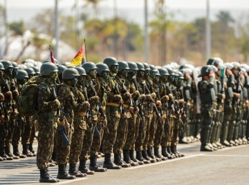 Decreto autoriza atuações das Forças Armadas nas eleições