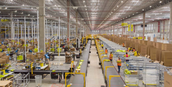 Goiás firma parceria com Shopee para instalar centro de armazenamento no estado