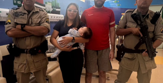 Bebe de seis meses que estava engasgada é salva após apoio da PM em Rio Verde  