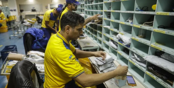 Correios estudam demitir 10 mil funcionários em novo plano de reestruturação