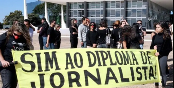 Diploma para jornalista: STF volta a discutir regra derrubada em 2009