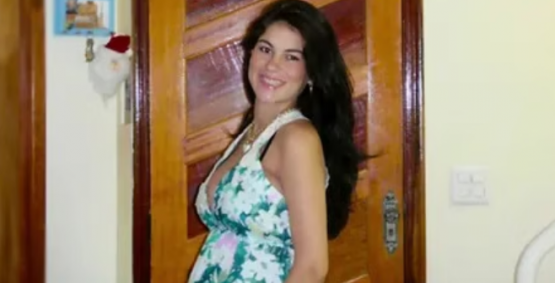Após 15 anos, mãe de Eliza Samudio recebe itens pessoais da filha e se emociona: 