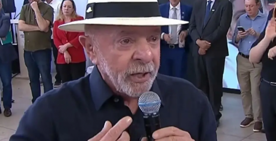 Em Catalão, Lula chama filhos de Bolsonaro de traidores e critica atuação junto aos EUA