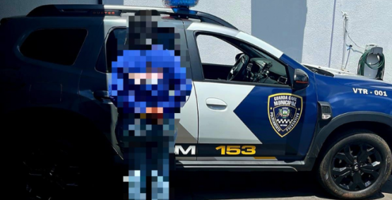 GCM contém confusão entre vizinhas e leva mulher à delegacia no Bairro Cesar Bastos, em Rio Verde