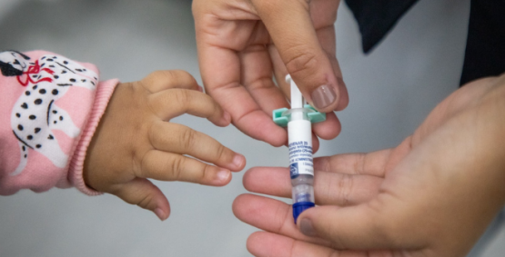 Goiás recebe mais de 25 mil doses de vacina para ampliar proteção infantil contra meningite e pneumonia