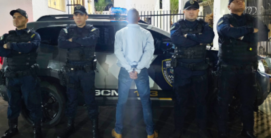 Homem tenta enganar agentes da GCM com nome falso, mas é preso no Bairro Martins, em Rio Verde