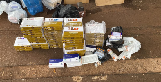 PRF apreende medicamentos irregulares e eletrônicos durante fiscalização em Itumbiara