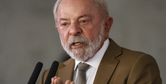 Governo Lula anuncia corte de impostos sobre diesel taxará exportação de petróleo