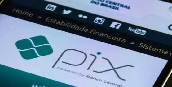 Pix passa a ser aceito em oito países; veja onde brasileiros já podem pagar com o sistema