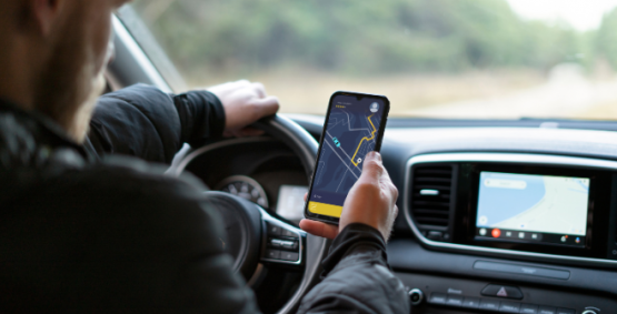 Motoristas de aplicativos e taxistas já podem solicitar financiamento com juros reduzidos para carro novo
